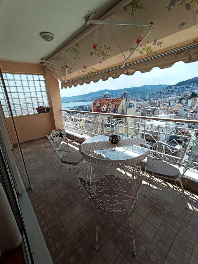 Golden mirror in Kavala Leilighet Eksteriør bilde