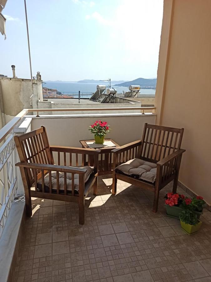 Golden mirror in Kavala Leilighet Eksteriør bilde